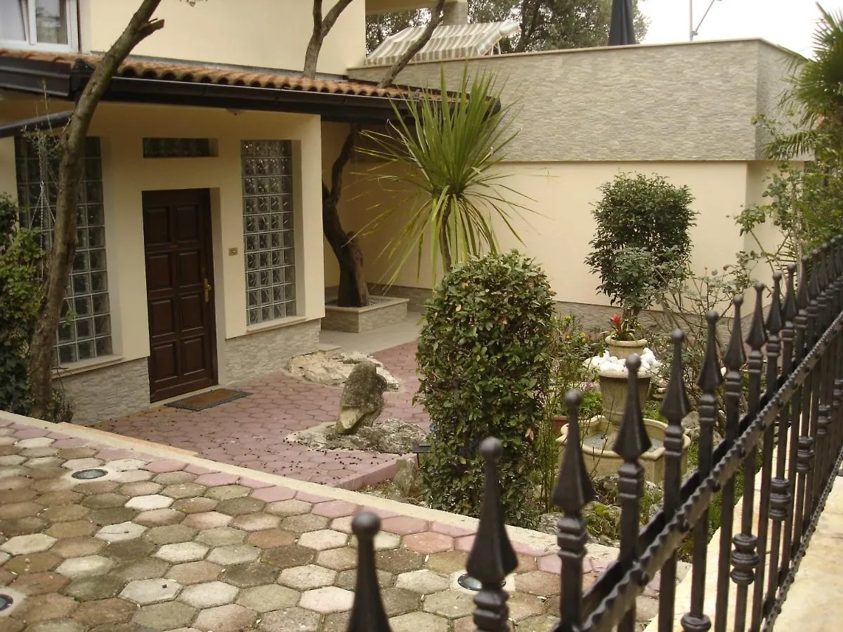 Apartments With A Parking Space Rovinj - 16498 Croatia
