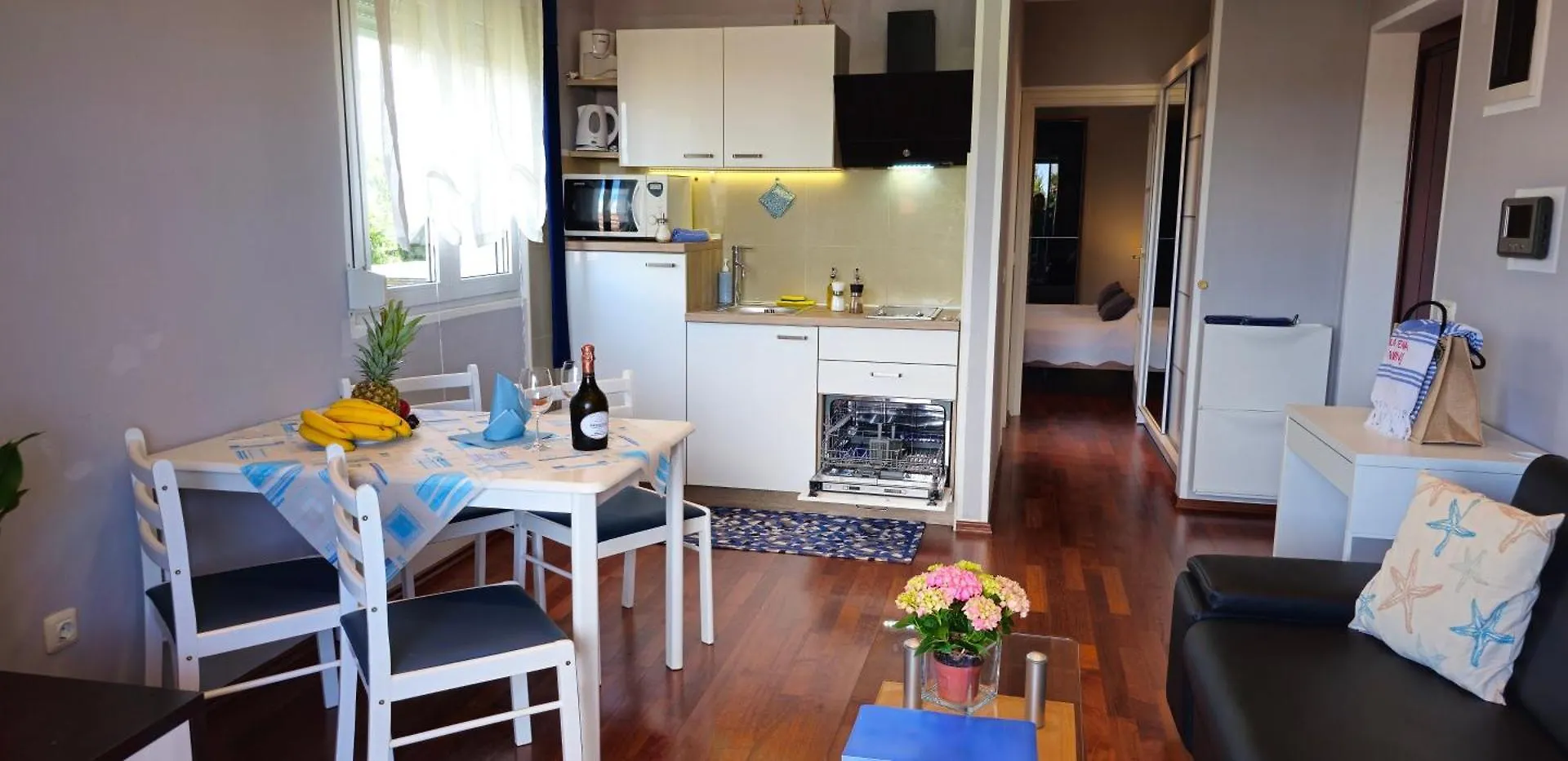 Apartments With A Parking Space Rovinj - 16498