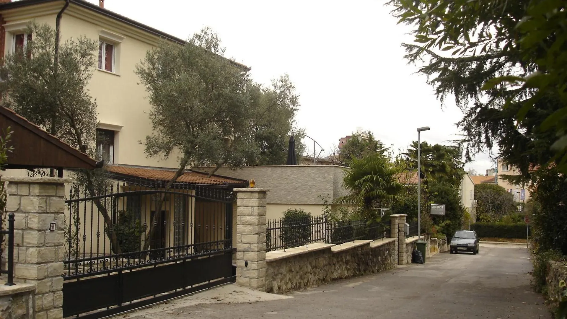 Apartments With A Parking Space Rovinj - 16498